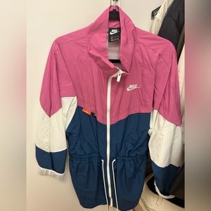 Nike long Wind breaker